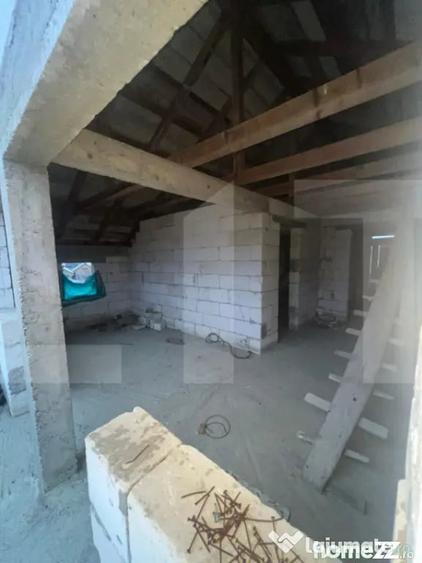 Casă cu 4 camere cu Teren 500 Mp în Central