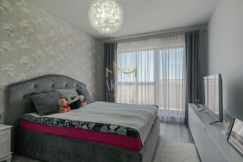 Apartament cu 3 camere semidecomandat, mobilat în Zorilor
