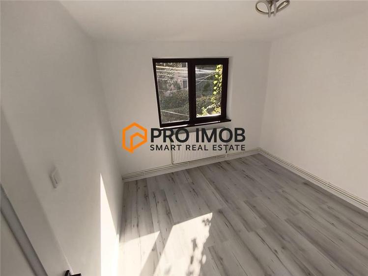 Apartament cu 2 camere decomandat în Micro 5