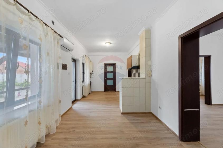 Spațiu comercial, de 75 mp, în Pârneava