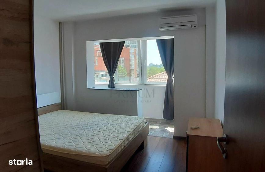 Apartament cu 3 camere decomandat în Aradului