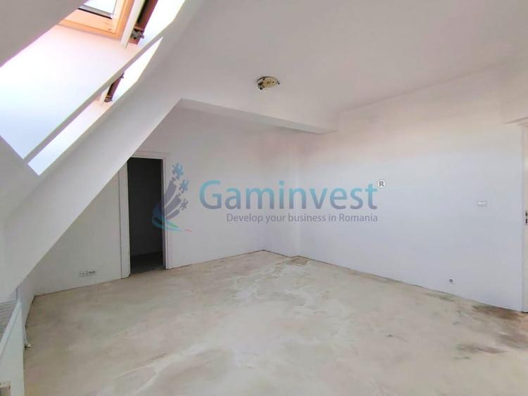 Apartament cu 3 camere decomandat în Vest