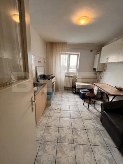 Apartament 3 camere, decomandat, zona George Enescu - 2