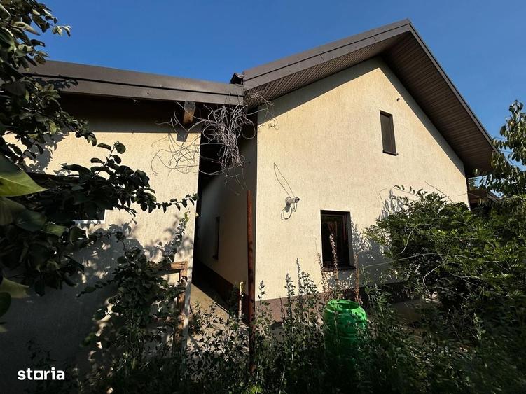 Casă cu 3 camere cu Teren 500 Mp în Uricani