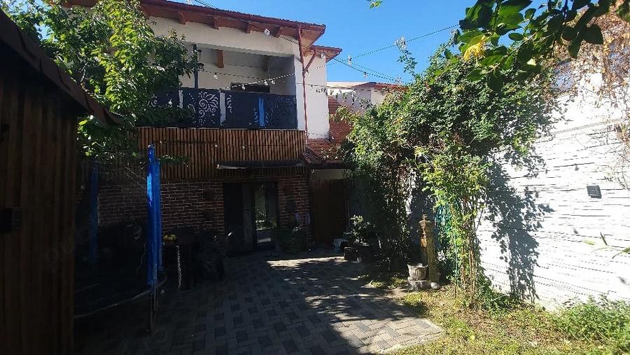 Casă cu 3 camere cu Teren 159 Mp în Ultracentral