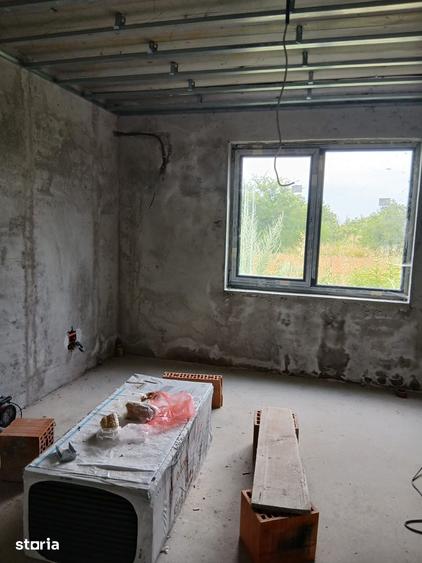 Casă cu Teren 1290 Mp în Central