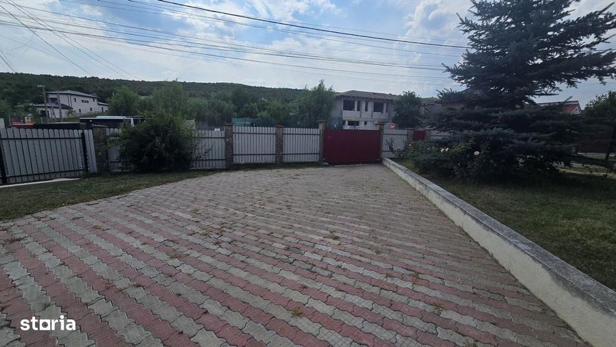 Casă cu 3 camere în Horpaz