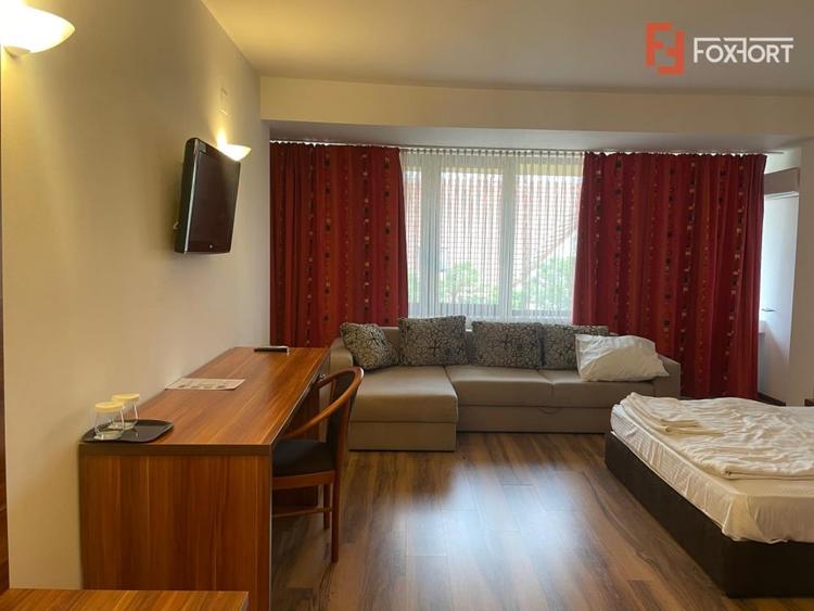 Hotel/Pensiune, de 1,600 mp, în Bălcescu