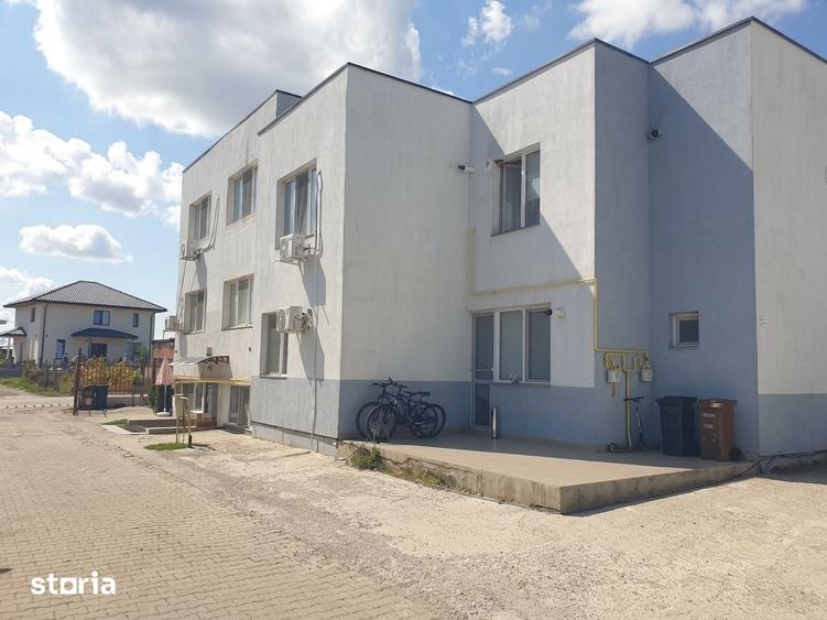 Spațiu comercial, de 77 mp, în Rediu