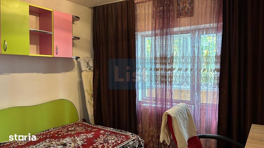 Apartament cu 4 camere decomandat în Ultracentral