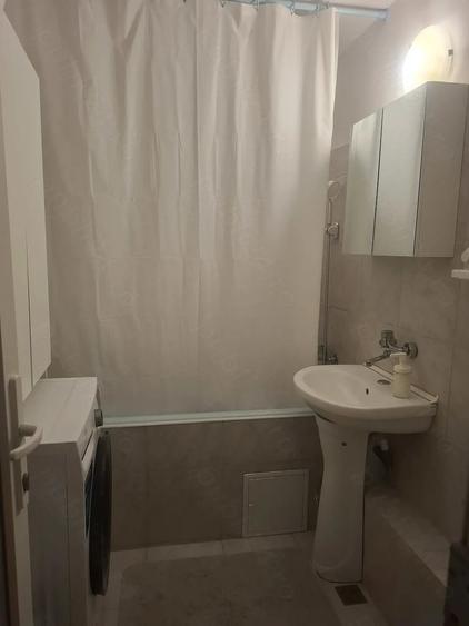 Apartament cu 2 camere decomandat în Lacul Tei