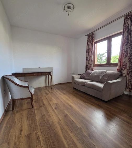 Casă cu 4 camere cu Teren 450 Mp în Săcălaz