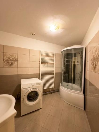Apartament cu 2 camere decomandat în Astoria