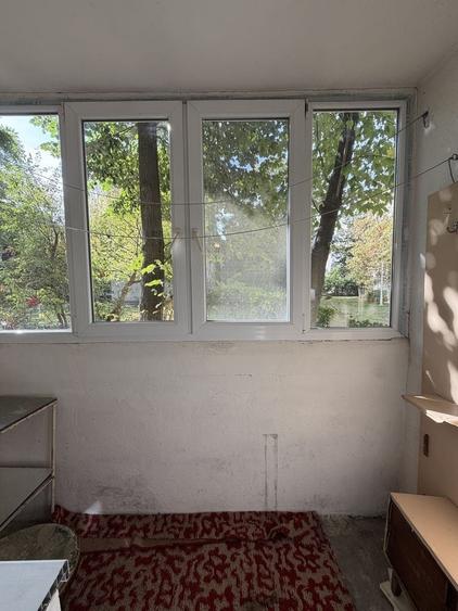 Apartament cu 2 camere decomandat în Exterior Vest