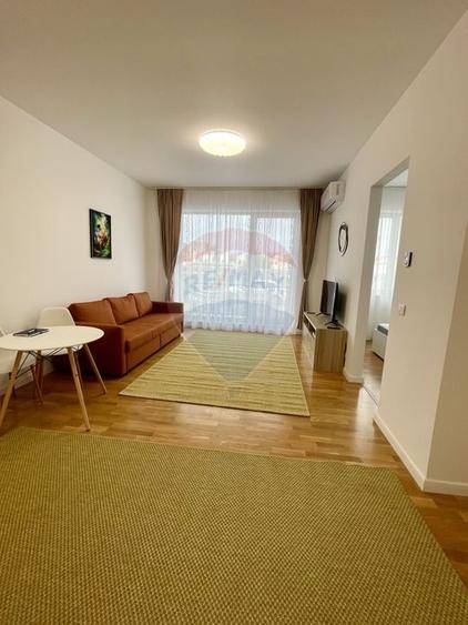 Apartament cu 2 camere, mobilat în Domenii