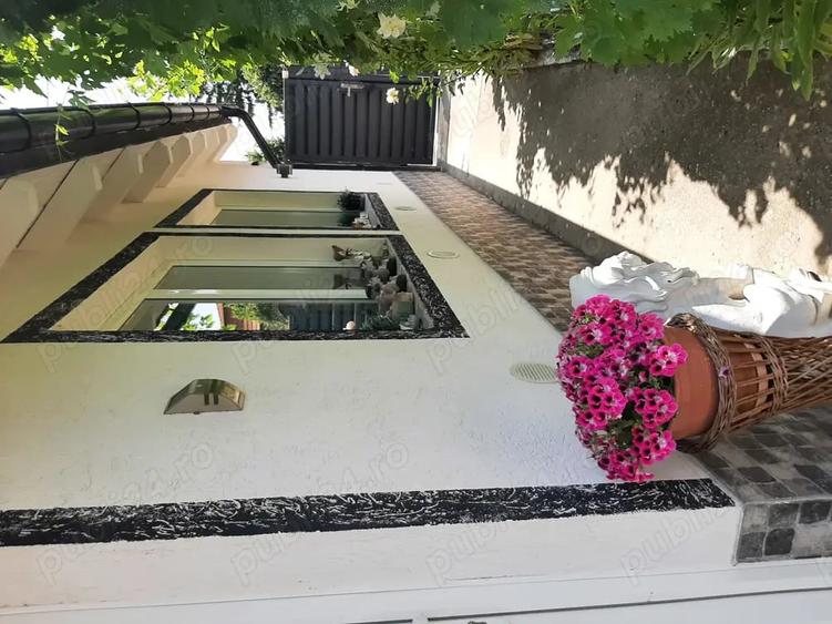 Casă cu 5 camere în Sânnicolau Mare