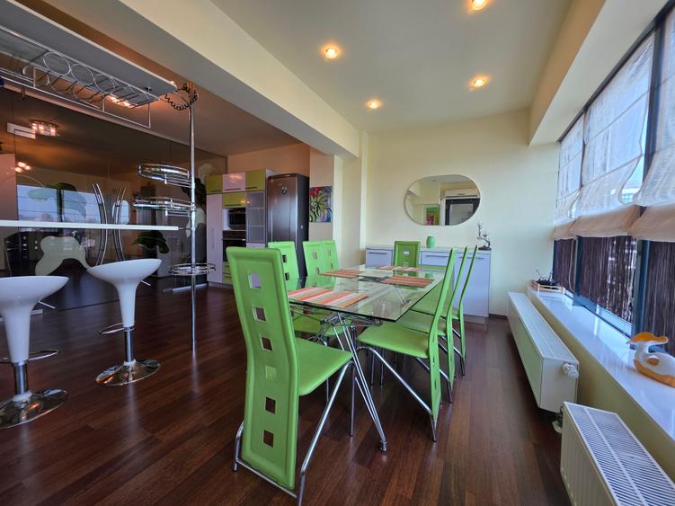 Apartament cu 3 camere semidecomandat în Calea Plevnei