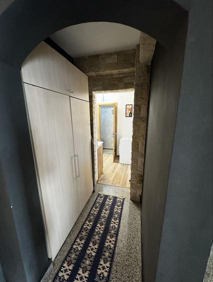 Apartament cu 4 camere decomandat în Exterior Vest