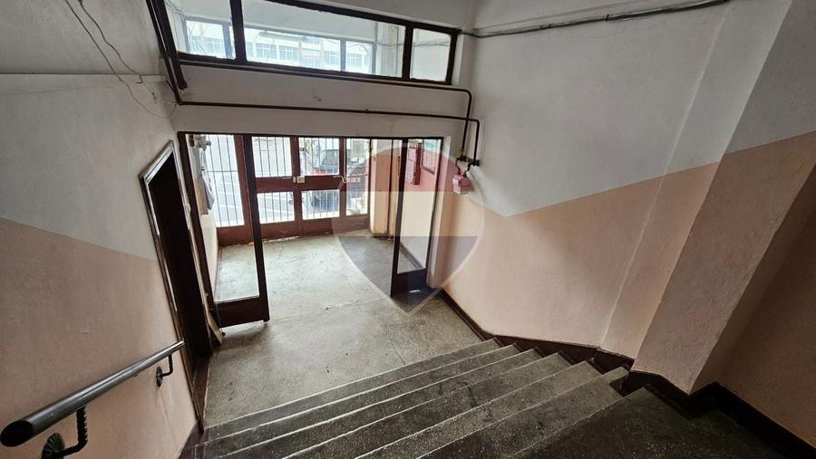 Apartament cu 2 camere de vânzare în zona Central Tg Neamt - 14