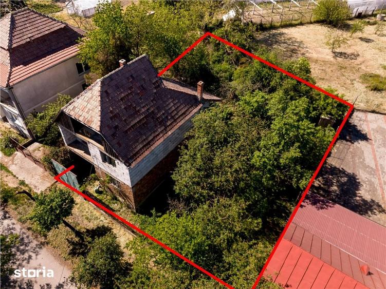 Casă cu 3 camere cu Teren 542 Mp în Borș