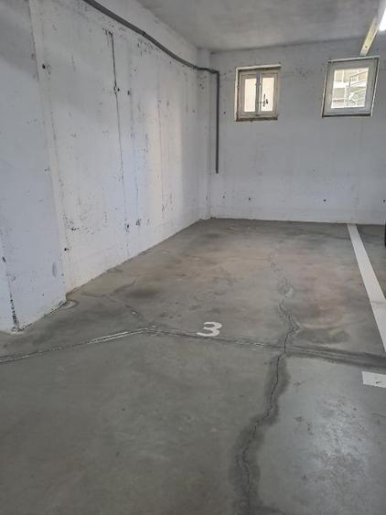 Apartament cu 3 camere decomandat, mobilat în Tractorul