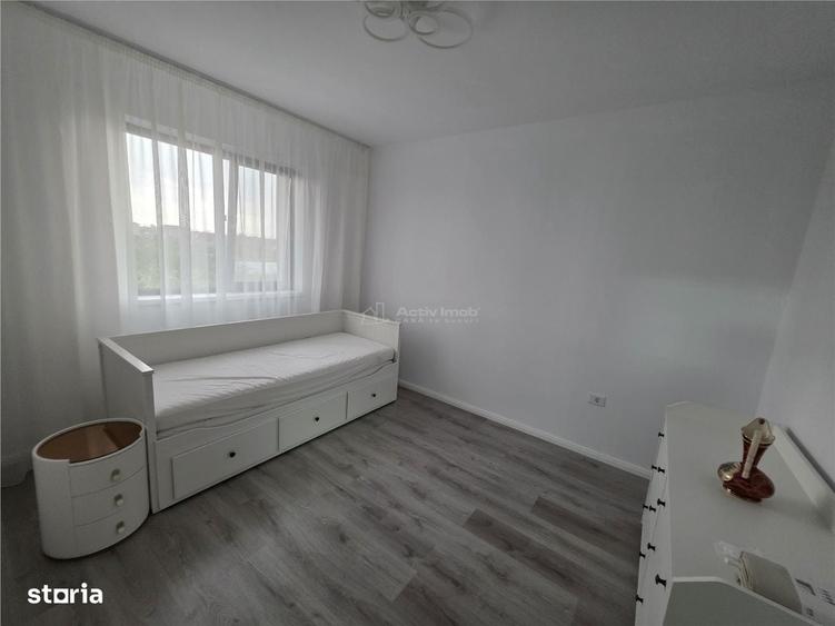 Apartament cu 3 camere semidecomandat în Copăceni