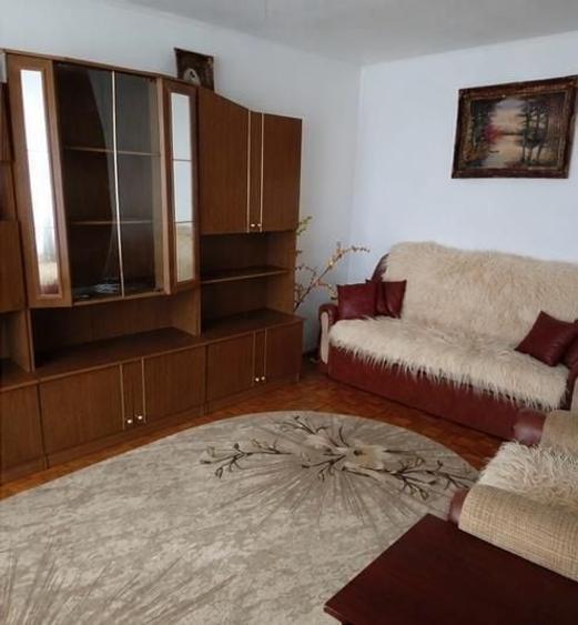 Apartament cu 2 camere decomandat în Uiasca