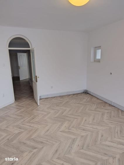 Spațiu comercial, de 159 mp, în Zorilor