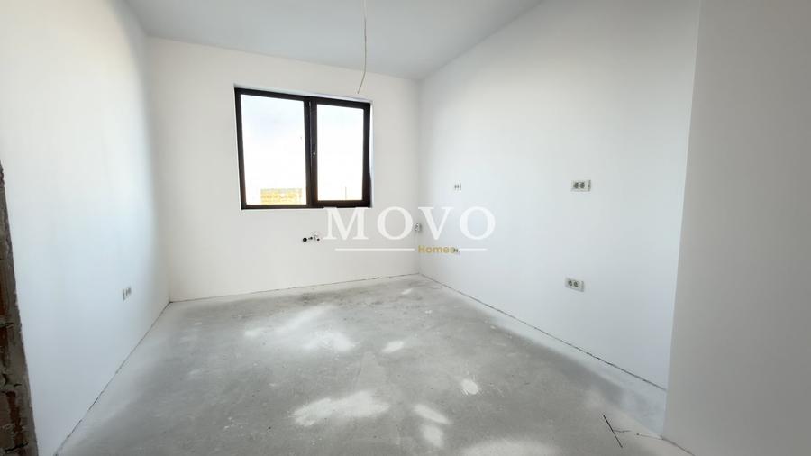 Duplex cu 4 camere cu Canalizare în Moșnița Nouă