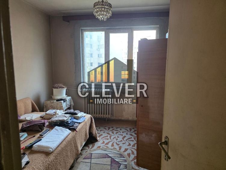 Apartament cu 3 camere decomandat, mobilat în Ozana
