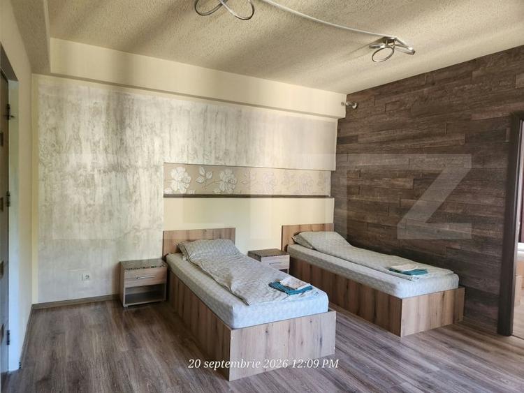 Casă individuală cu 7 camere cu Canalizare în Rovine