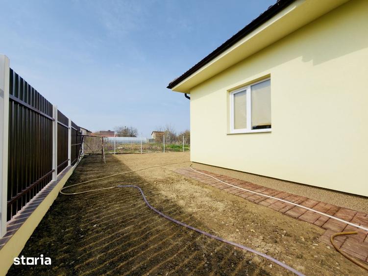 Duplex despartit prin camera tehnica, 3 camere - Beregsau Mare - 5
