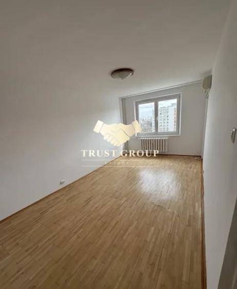 Apartament cu 3 camere decomandat în Drumul Taberei