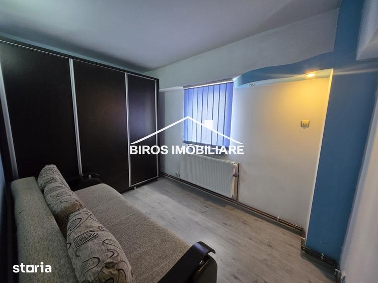 Apartament cu 3 camere în Calea București