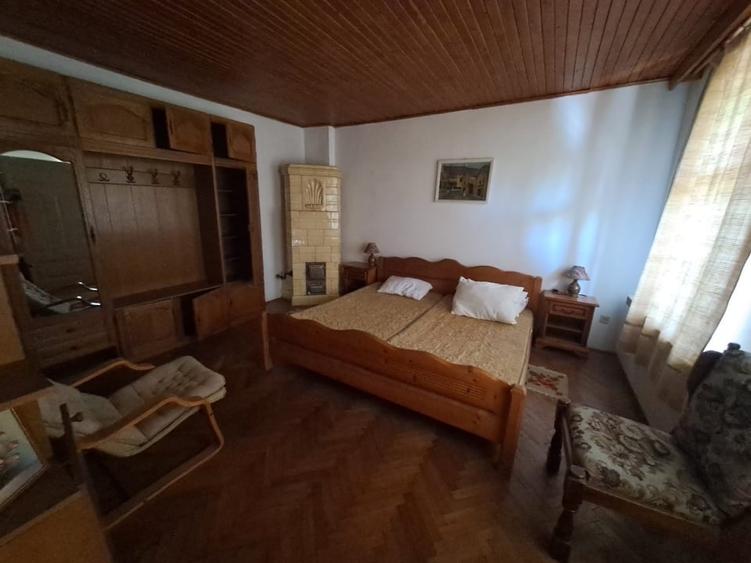 Casă individuală cu 4 camere cu Canalizare în Brănești