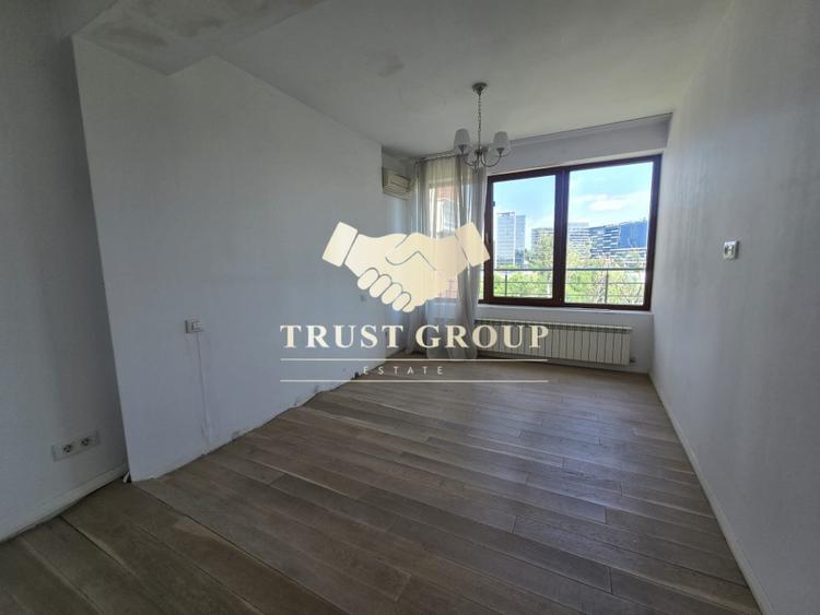 Apartament cu 4 camere decomandat în Floreasca