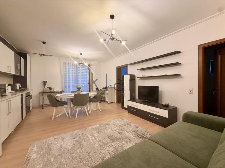 Apartament cu 2 camere semidecomandat, mobilat în Zorilor