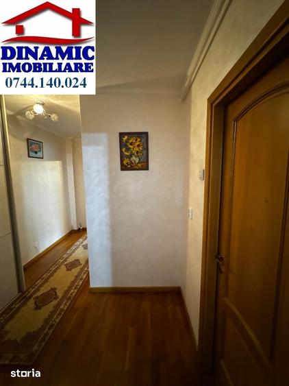Apartament cu 2 camere decomandat în Sud
