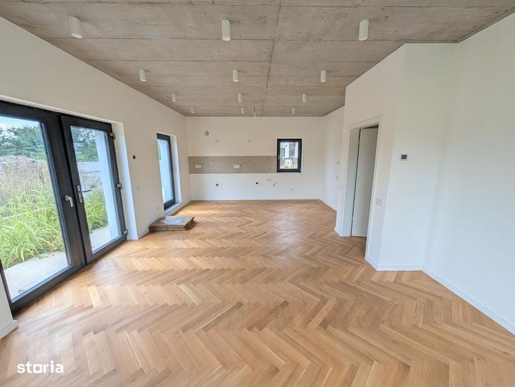 Casă cu 4 camere în Dumbrăveni