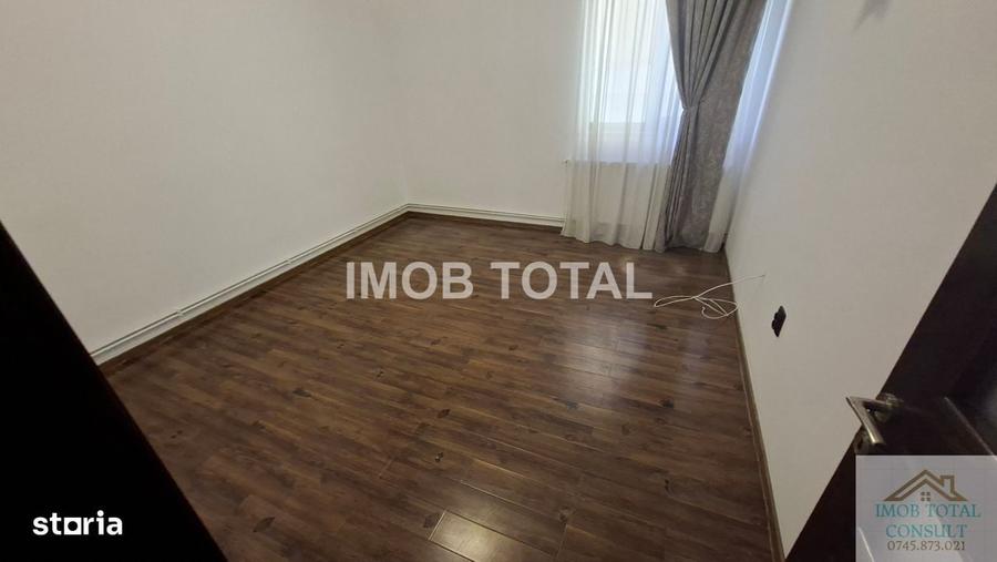 Spațiu comercial, de 190 mp, în Central