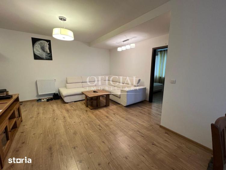 Apartament cu 3 camere semidecomandat, mobilat în Florești