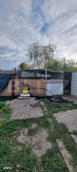 Casă cu 2 camere cu Teren 1000 Mp în Mihai Viteazu