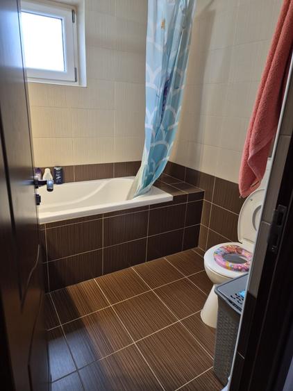 Apartament cu 2 camere semidecomandat în Șelimbăr