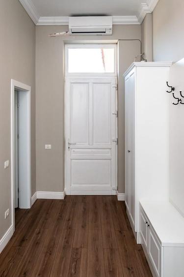 Apartament cu 2 camere, mobilat în Sinaia