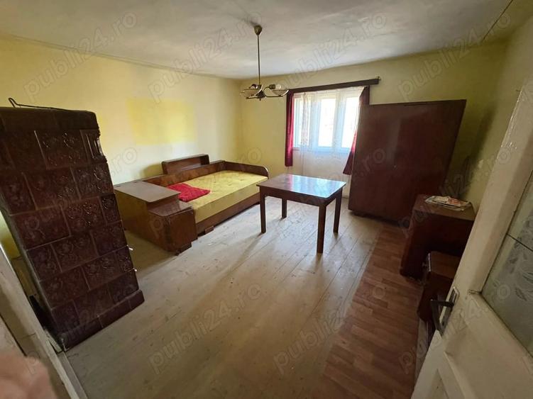 Casă cu 4 camere cu Teren 1250 Mp în Valea Crișului