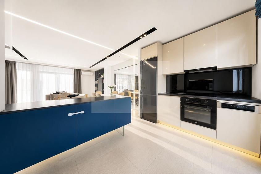 Penthouse cu 4 camere semidecomandat, mobilat în Sopor
