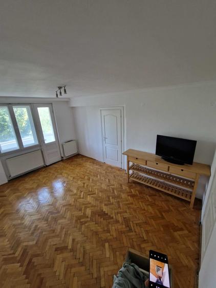 Apartament cu 2 camere decomandat în Ultracentral