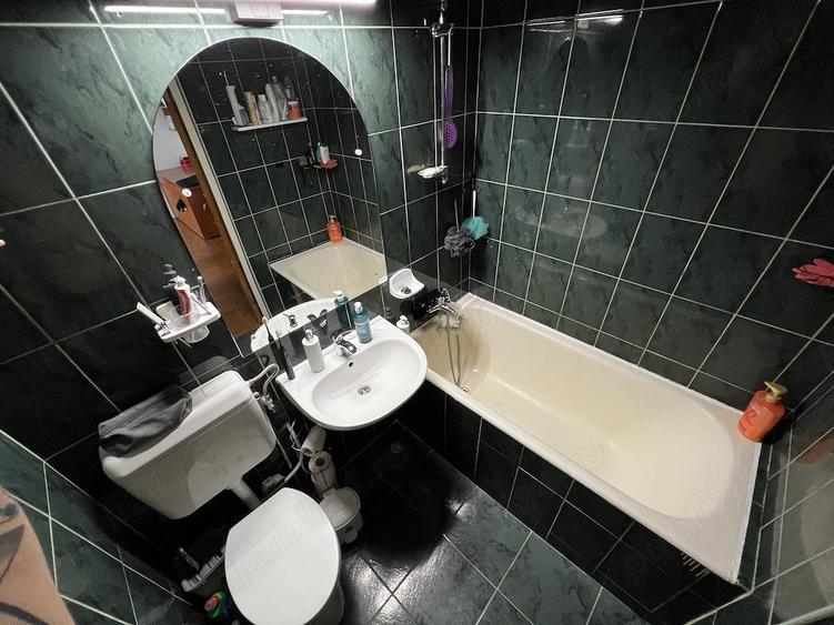 Apartament cu 2 camere semidecomandat în Ozana