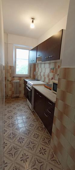 Apartament cu 2 camere semidecomandat în Nufărul
