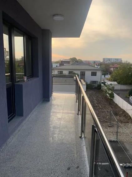 Apartament cu 2 camere decomandat în Drumul Taberei